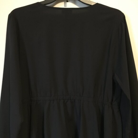 Torrid Lacy V-Neck Gothic Babydoll Blouse - Picture 7 of 16